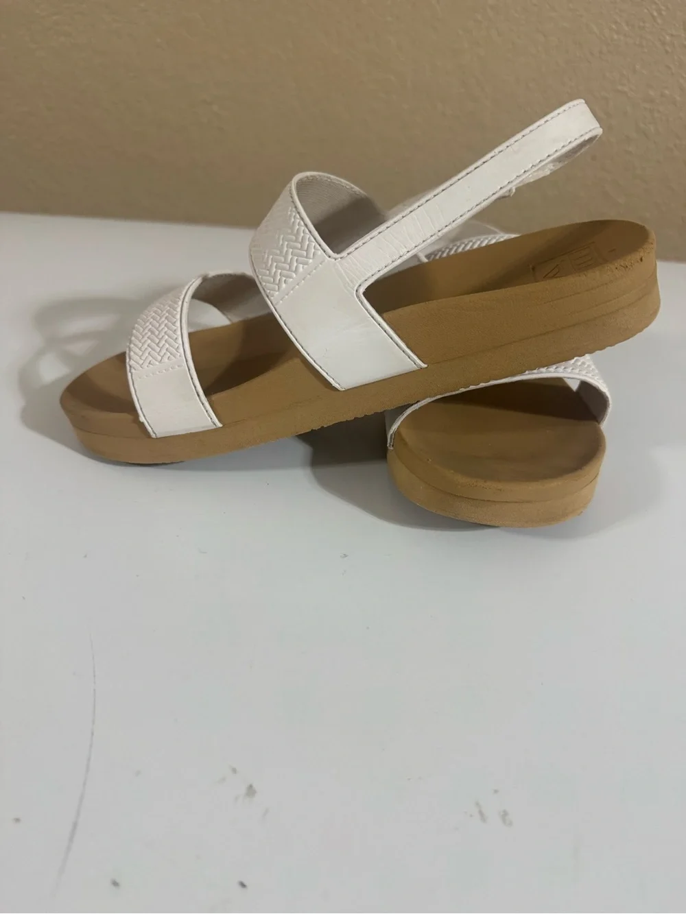 Reef girls white